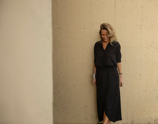 The Malasaña Dress Black