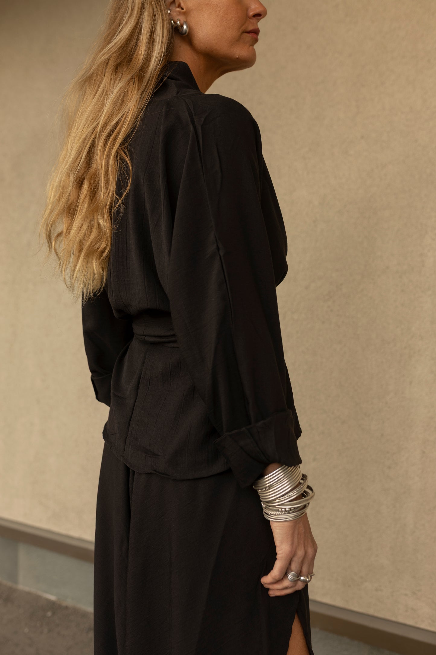 The Madrid Wrap Top Black