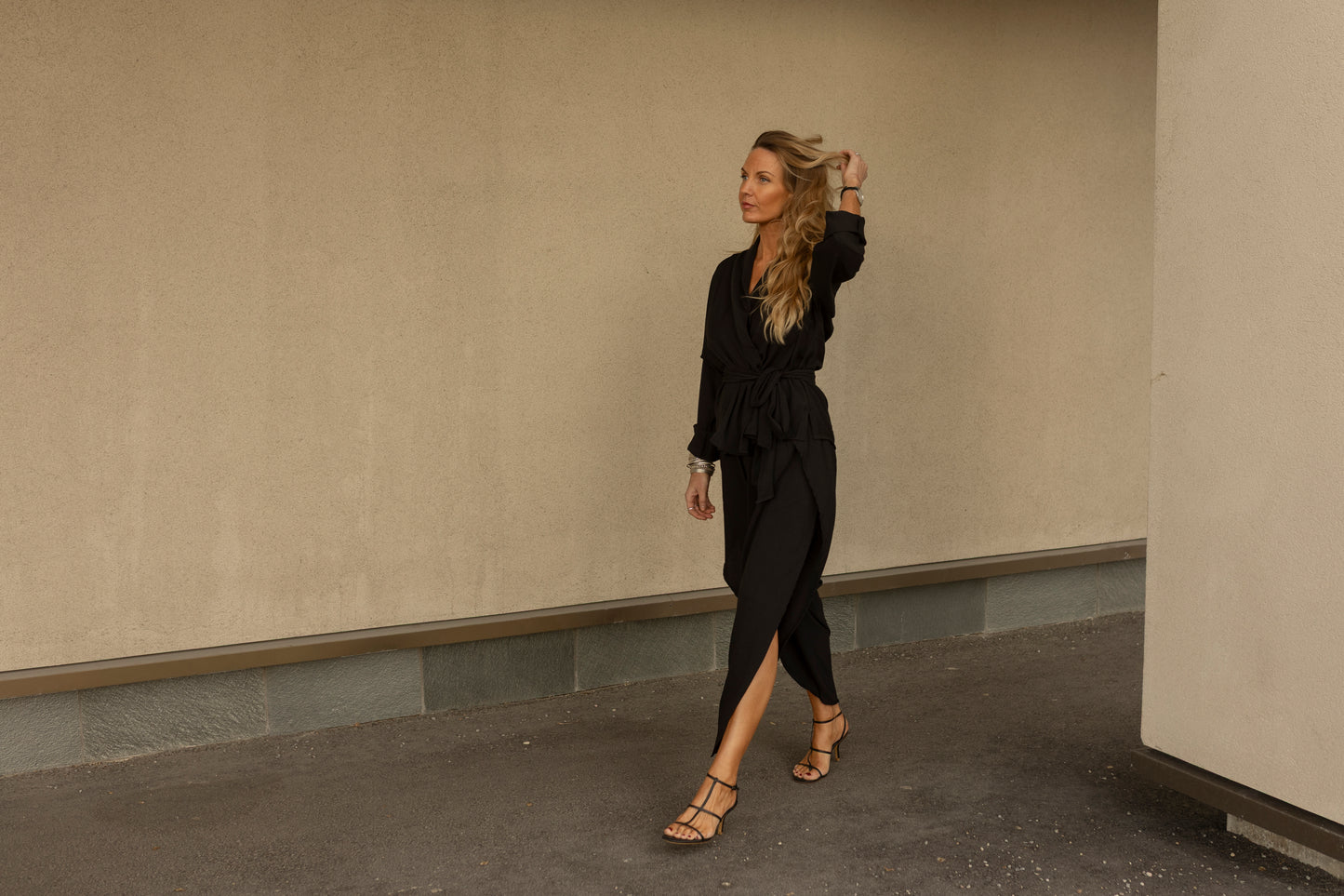The Madrid Wrap Top Black