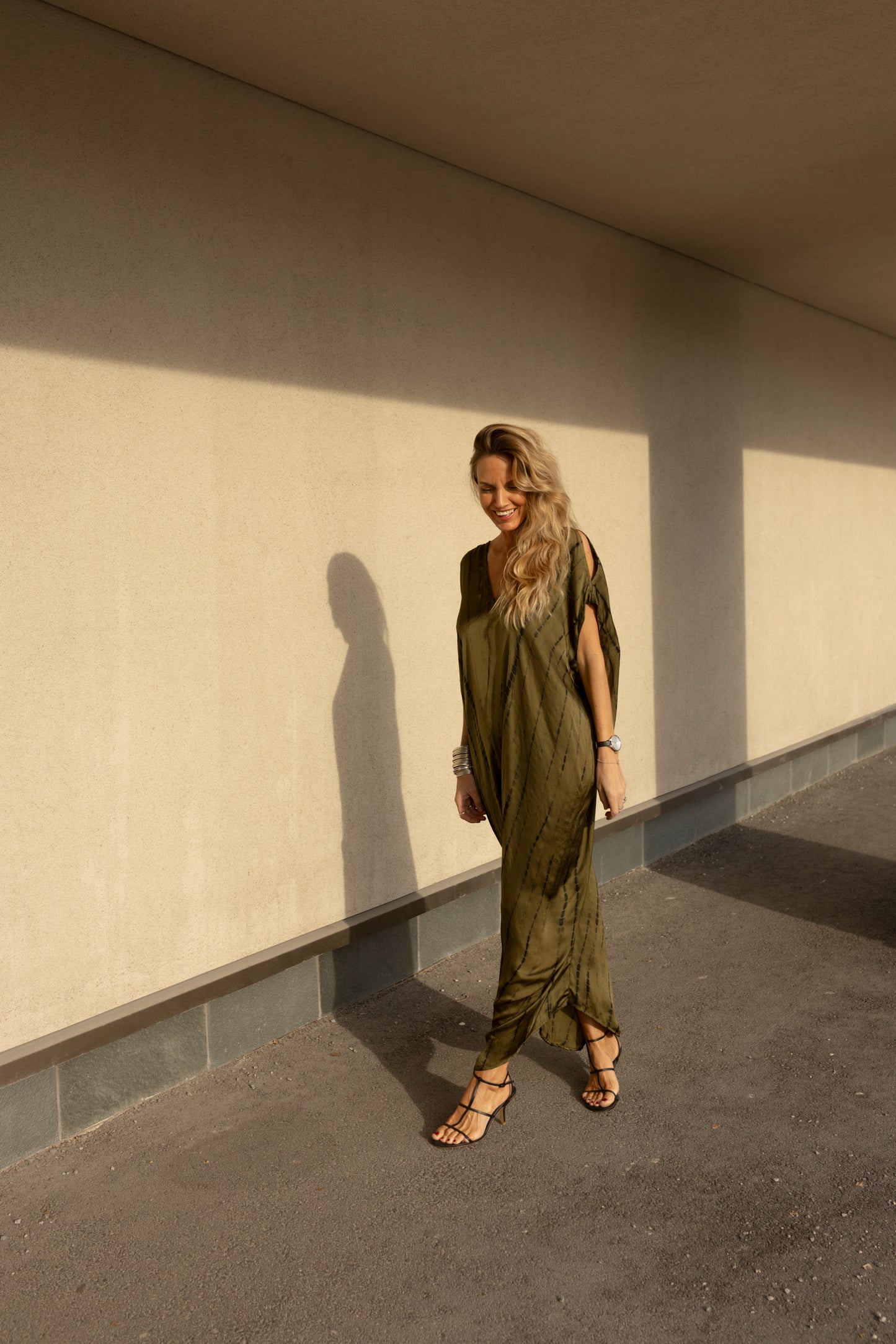 The Assagao Kaftan Olive Satin