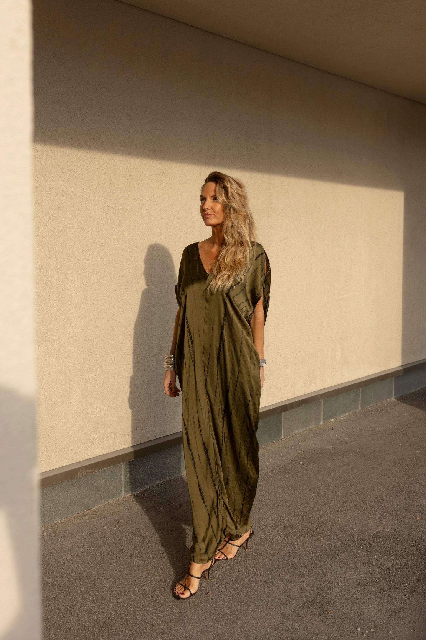 The Assagao Kaftan Olive Satin