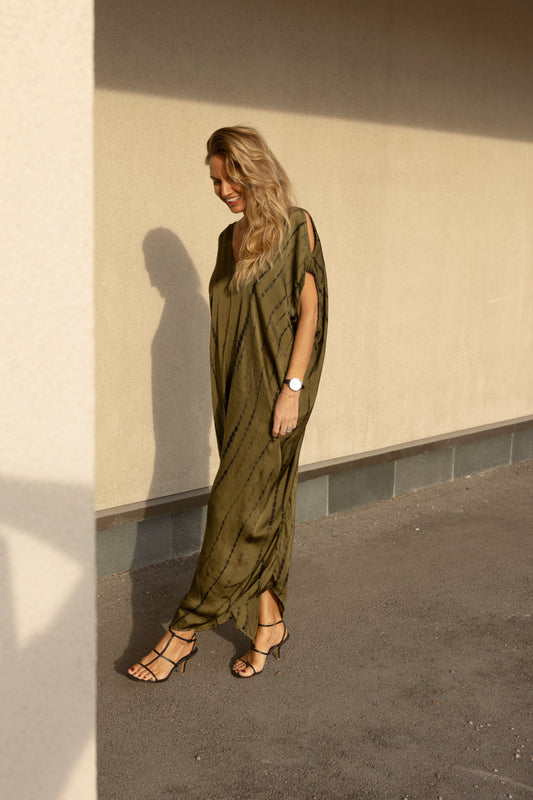 The Assagao Kaftan Olive Satin