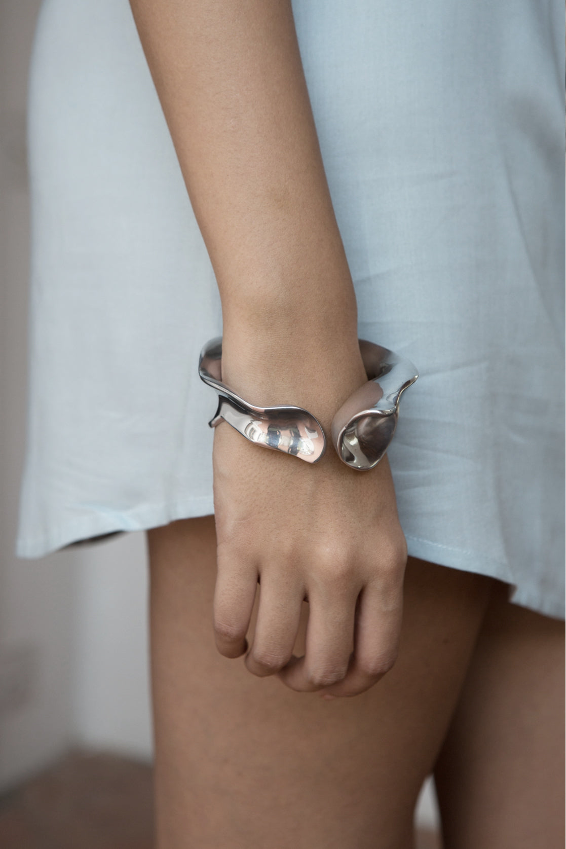 Cloud cuff