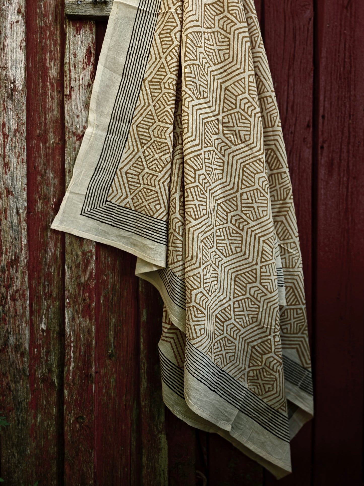 Pareo Blockprint Yellow Lines