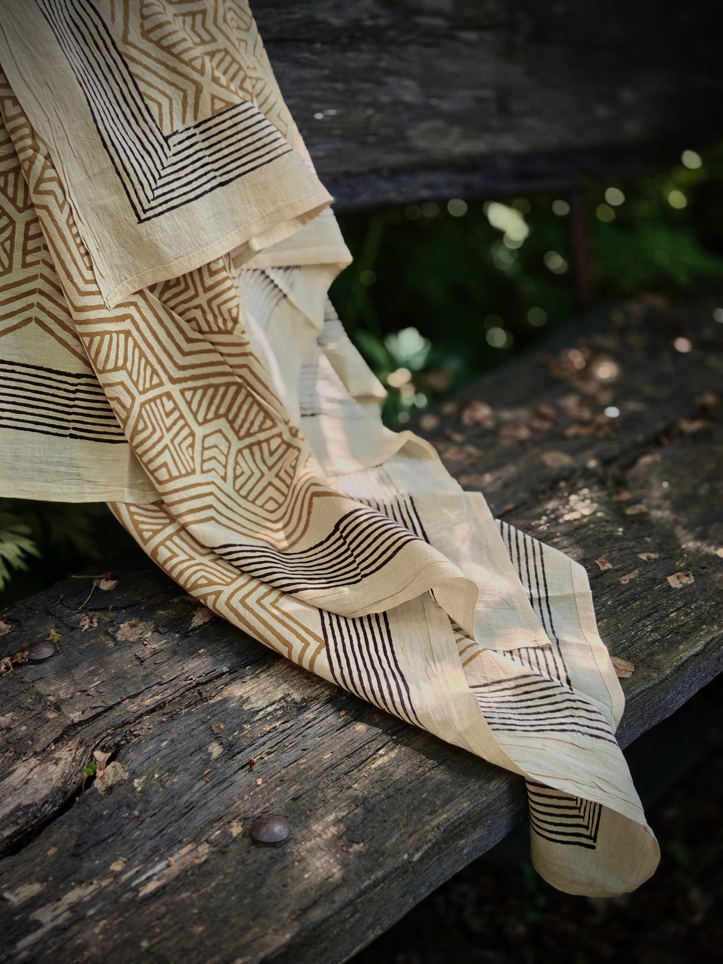 Pareo Blockprint Yellow Lines